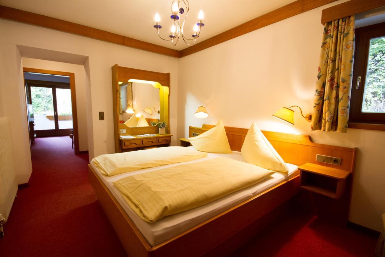 Hotel Garni Sonnblick باد كلينكيرشهايم الغرفة الصورة