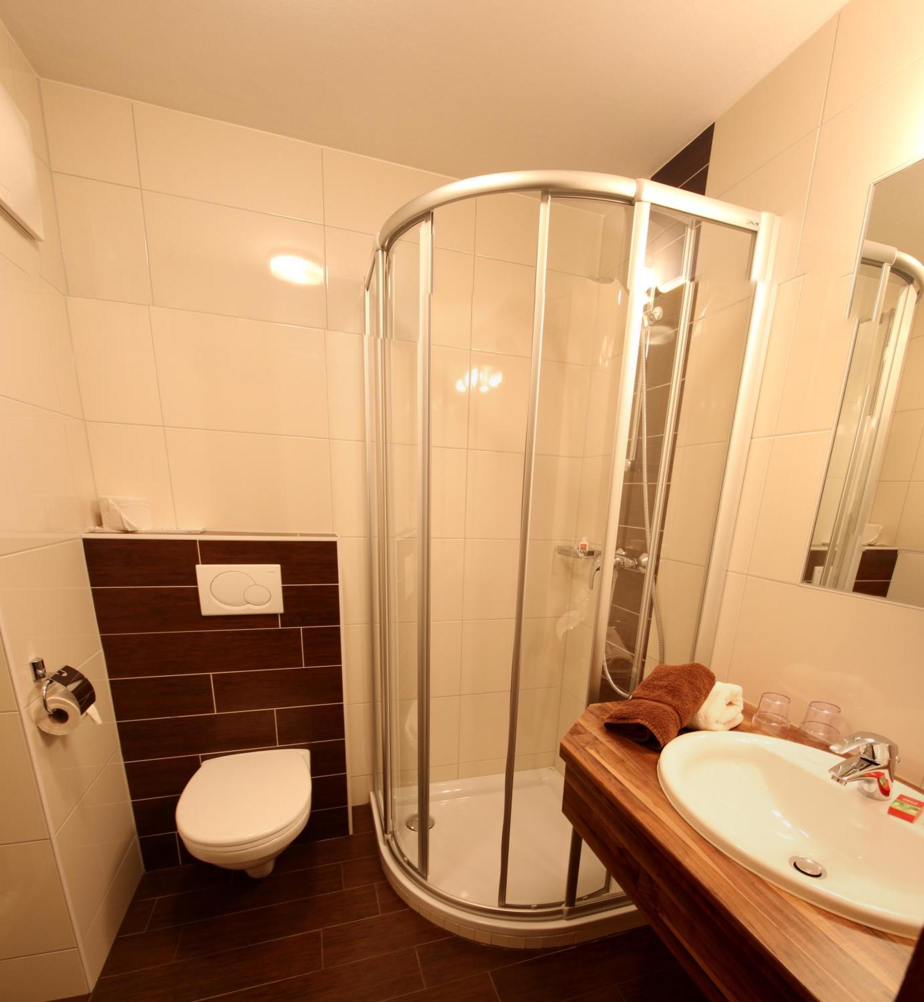 Hotel Garni Sonnblick باد كلينكيرشهايم الغرفة الصورة